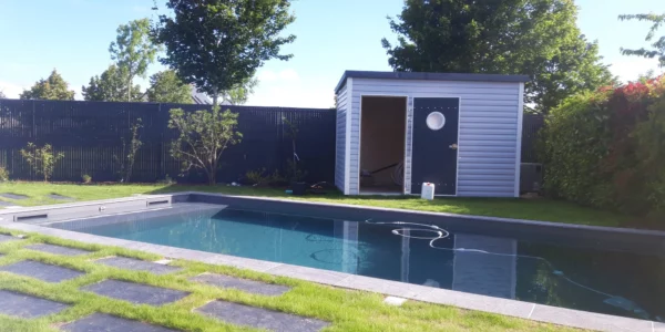 abri de jardin en pvc construit dans le maine-et-loire